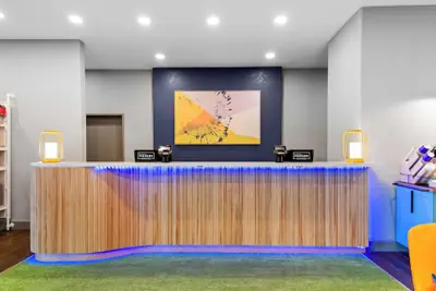 Photo 5 - Spark by Hilton Wichita Falls