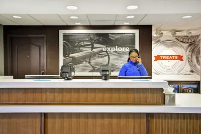 Photo 4 - Hampton Inn & Suites Columbus-Easton Area