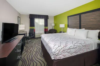 Photo 5 - La Quinta Inn by Wyndham Calhoun South I-75