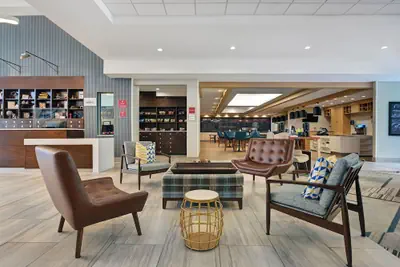 Photo 3 - Four Points by Sheraton Birmingham Homewood
