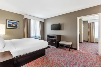 Photo 4 - Comfort Inn & Suites North Charleston - Northwoods