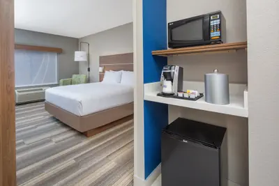 Photo 4 - Holiday Inn Express Surprise by IHG
