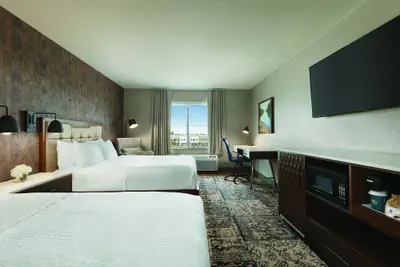 Photo 5 - Four Points by Sheraton Sacramento International Airport