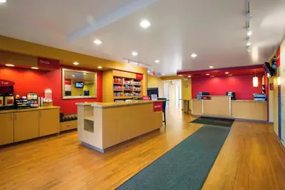 Photo 3 - TownePlace Suites Kansas City Overland Park