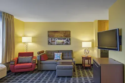 Photo 2 - TownePlace Suites Kansas City Overland Park