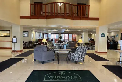 Photo 2 - Wingate By Wyndham Peoria