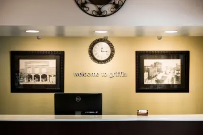 Photo 4 - Americas Best Value Inn & Suites Griffin