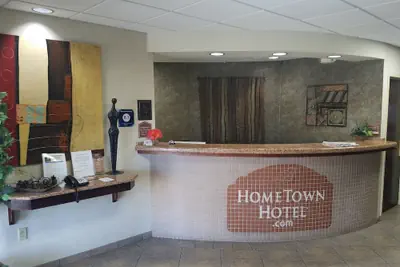 Photo 2 - HomeTown Hotel Bryant