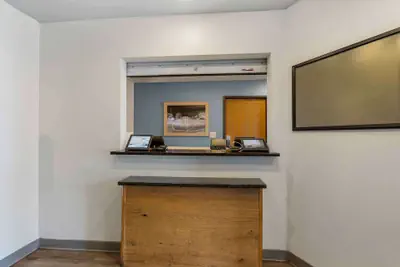 Photo 3 - Extended Stay America Select Suites - Lakeland