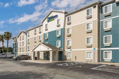Photo 2 - Extended Stay America Select Suites - Lakeland