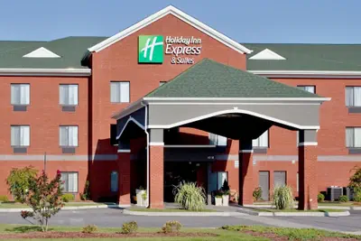 Photo 2 - Holiday Inn Express Hotel & Suites Suffolk by IHG