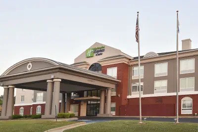 Photo 2 - Holiday Inn Express Selma by IHG
