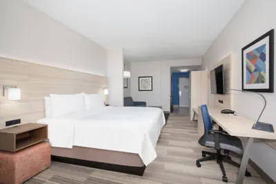 Photo 5 - Holiday Inn Express & Suites Phoenix - Glendale Sports Dist by IHG