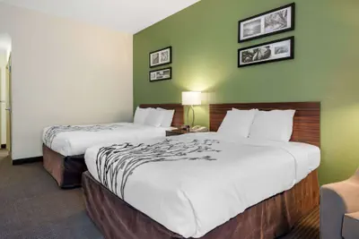 Photo 4 - Sleep Inn & Suites Port Charlotte - Punta Gorda