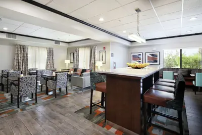 Photo 3 - Hampton Inn Sierra Vista