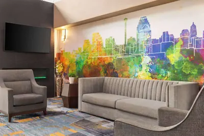 Photo 4 - La Quinta Inn & Suites by Wyndham San Antonio N Stone Oak