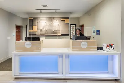 Photo 3 - Holiday Inn Express & Suites West by IHG