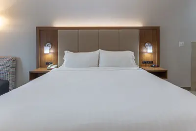 Photo 3 - Holiday Inn Express Indianapolis - Southeast by IHG