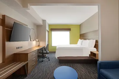 Photo 5 - Holiday Inn Express & Suites Pembroke Pines-Sheridan St by IHG