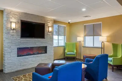 Photo 3 - Comfort Inn & Suites Amarillo East