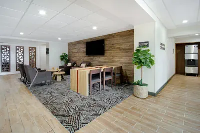 Photo 5 - Candlewood Suites, Columbia/Ft. Jackson by IHG