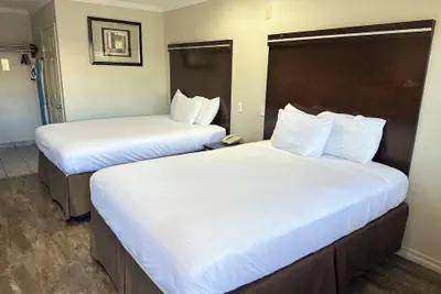 Photo 4 - Rodeway Inn National City San Diego South