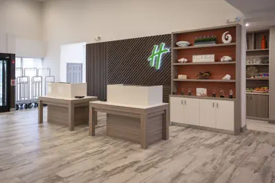 Photo 4 - Holiday Inn Pensacola - University Area by IHG