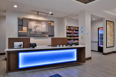 Photo 3 - Holiday Inn Express & Suites Cincinnati - Mason by IHG