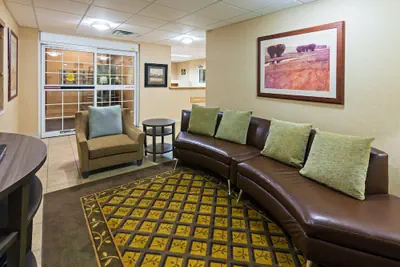 Photo 3 - Candlewood Suites Owasso by IHG