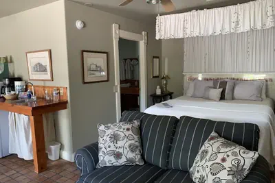 Photo 3 - The Cottage @ 241 North