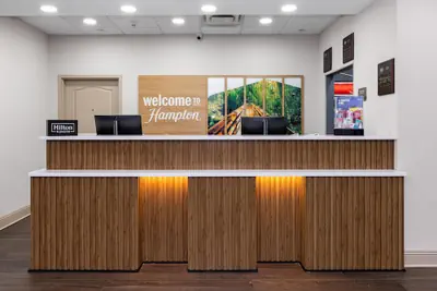 Photo 4 - Hampton Inn & Suites Tampa-Wesley Chapel