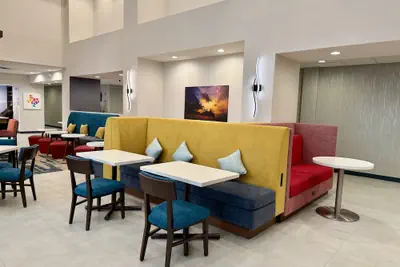 Photo 4 - Hampton Inn & Suites Houston - Rosenberg