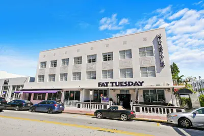 Photo 2 - Metropole Suites South Beach