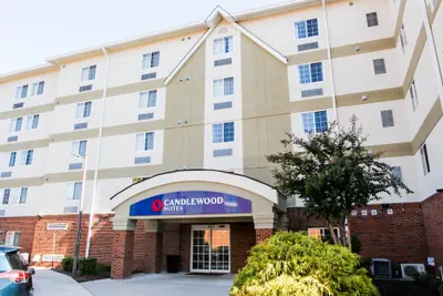 Photo 2 - Candlewood Suites Richmond North Glen Allen by IHG