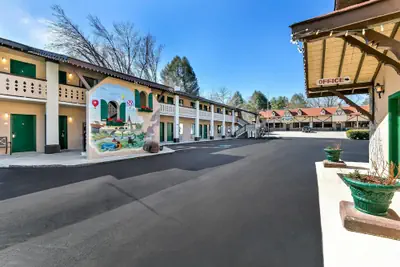 Photo 2 - Quality Inn Downtown Helen
