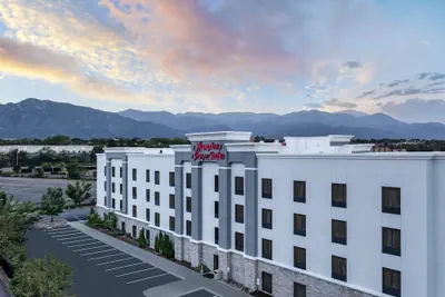 Photo 2 - Hampton Inn & Suites Colorado Springs/I-25 South