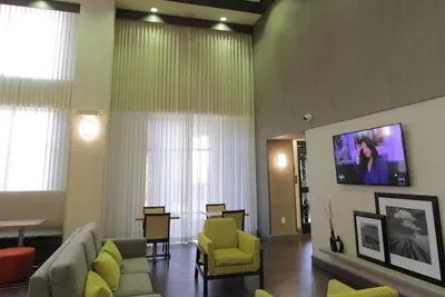 Photo 4 - Hampton Inn & Suites Seal Beach