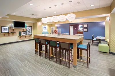 Photo 3 - Hampton Inn Santa Rosa