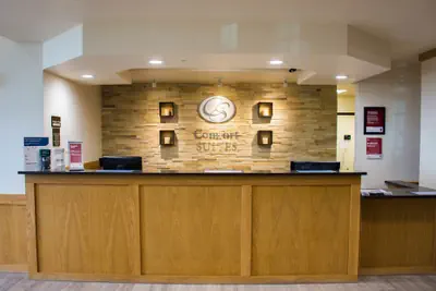 Photo 3 - Comfort Suites El Paso Airport