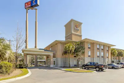 Photo 2 - Comfort Inn & Suites Charleston Airport Convention Center