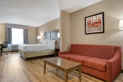 Photo 3 - Best Western Plus Philadelphia-Choctaw Hotel and Suites