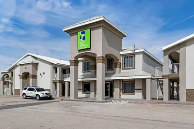 Photo 2 - Extended Stay America Select Suites - Odessa