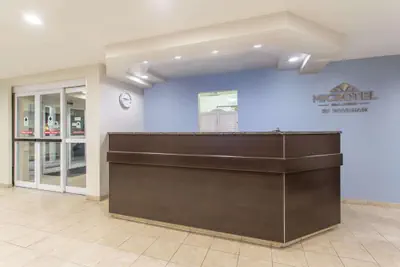 Photo 2 - Microtel Inn & Suites by Wyndham Klamath Falls