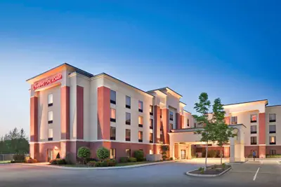 Photo 2 - Hampton Inn & Suites Providence/Smithfield