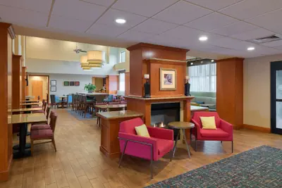 Photo 3 - Hampton Inn & Suites Providence/Smithfield