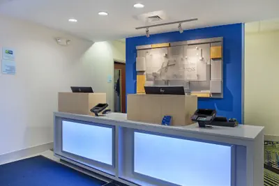 Photo 3 - Holiday Inn Express & Suites Lebanon-Nashville Area by IHG