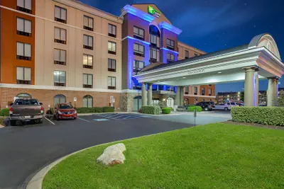 Photo 2 - Holiday Inn Express & Suites Lebanon-Nashville Area by IHG