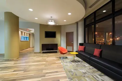 Photo 4 - SpringHill Suites by Marriott Louisville Downtown