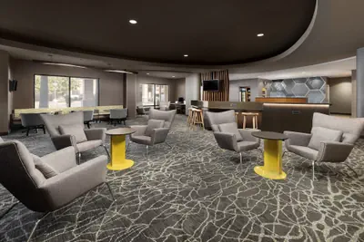 Photo 4 - SpringHill Suites by Marriott Fresno