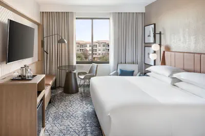 Photo 2 - Sheraton Stonebriar Hotel